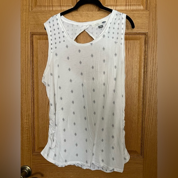Old Navy Maternity Tank Top with Keyhole Back | Size XXL - Picture 1 of 4
